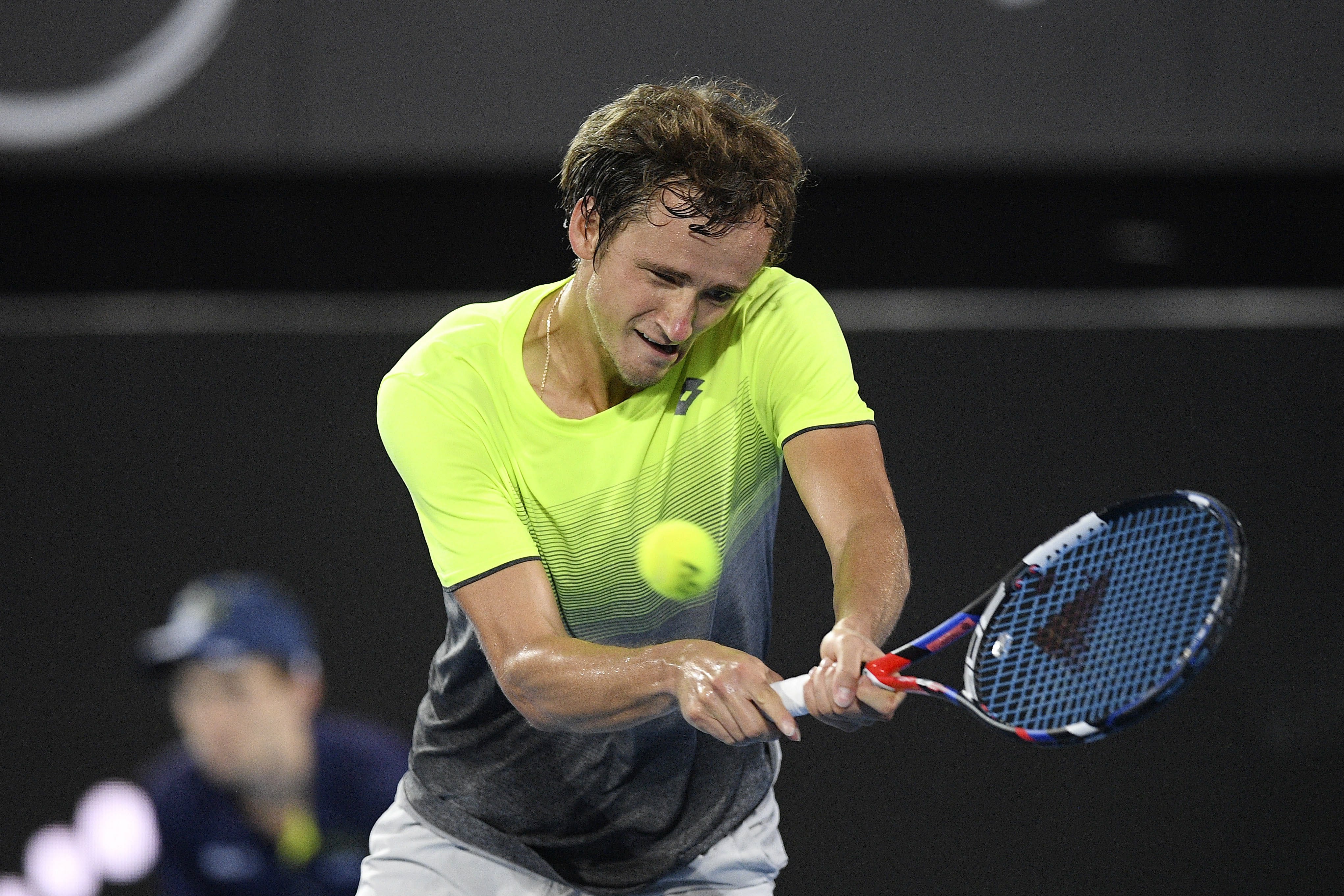 英国网球队绝杀日本网球队,梅德韦杰夫爆发神勇的简单介绍 英国网球队绝杀日本网球队,梅德韦杰夫爆发神勇的简单介绍