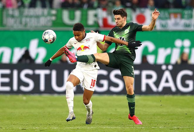 开云体育-开场仅五分钟卡尔斯鲁厄全取三分势如破竹