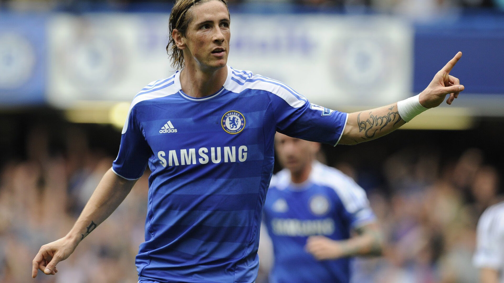 开云体育平台APP-绿茵豪门对决与独行侠铁蹄，当代体育的战争隐喻